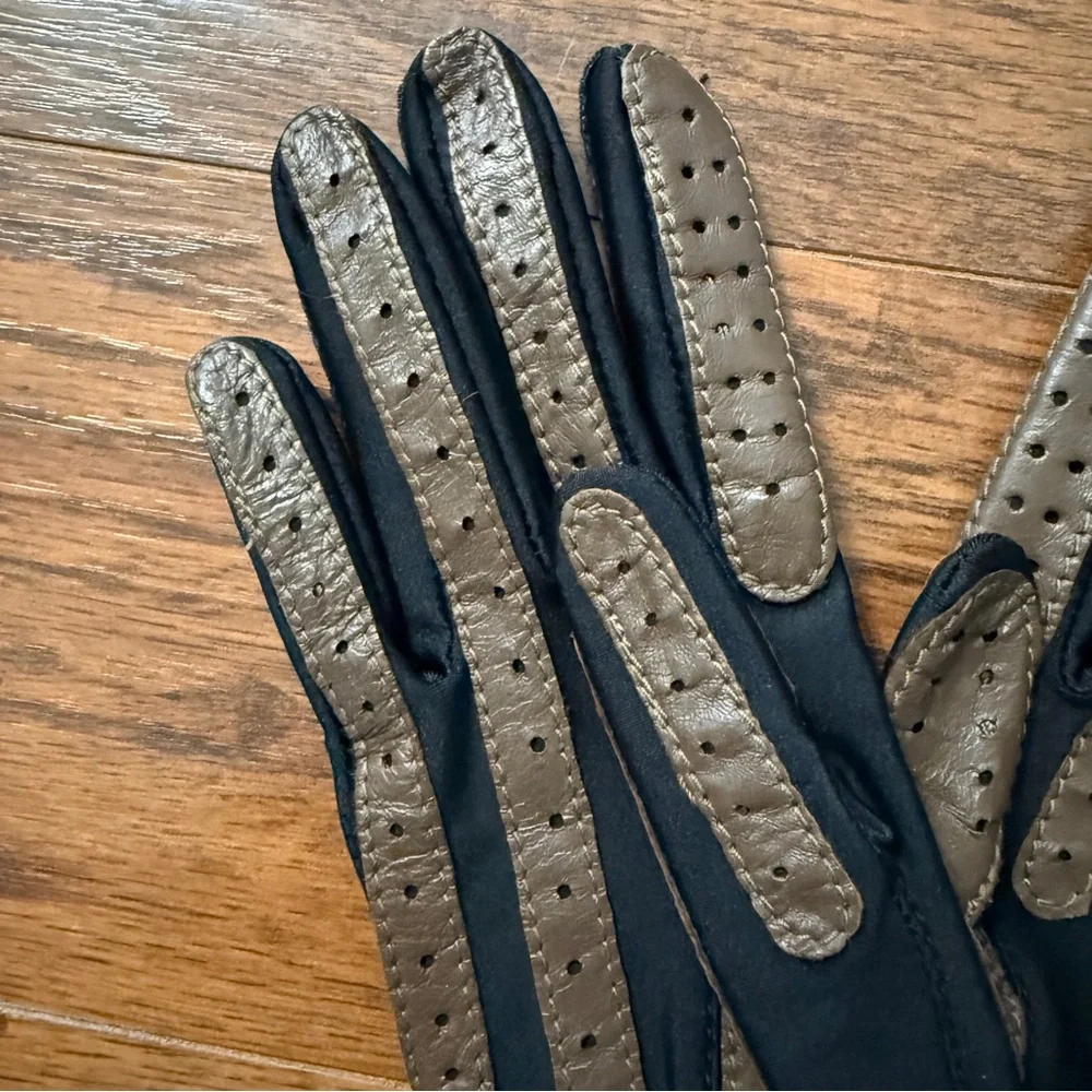 Isotoner Aris Black Mink Gloves One Size New in Box - Picture 5 of 11